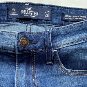 Beautiful Hollister jeans, like new in perfect condition 😍👍🏻